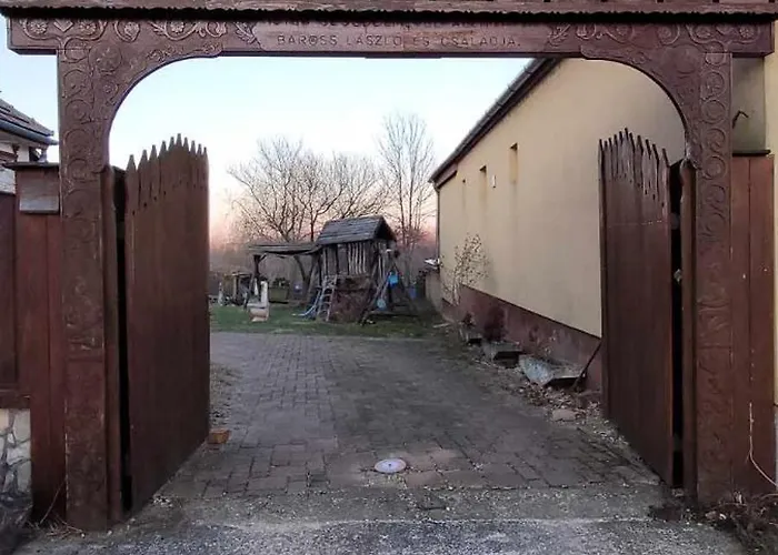 Bakonyszive Vendeghaz Dom wakacyjny